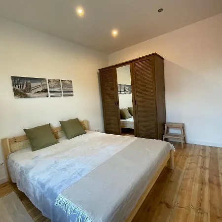 Home3city Devon דירה